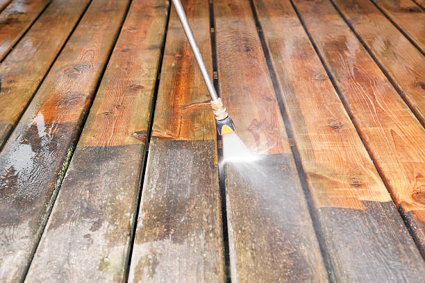 Best Commercial Pressure Washing  in Polson, MT